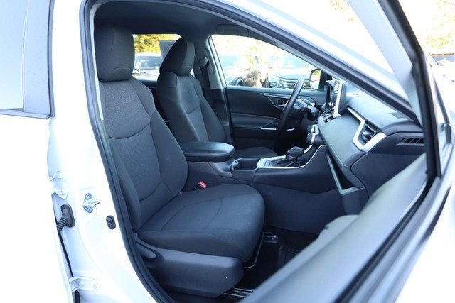 2025 Toyota RAV4 XLE AWD
