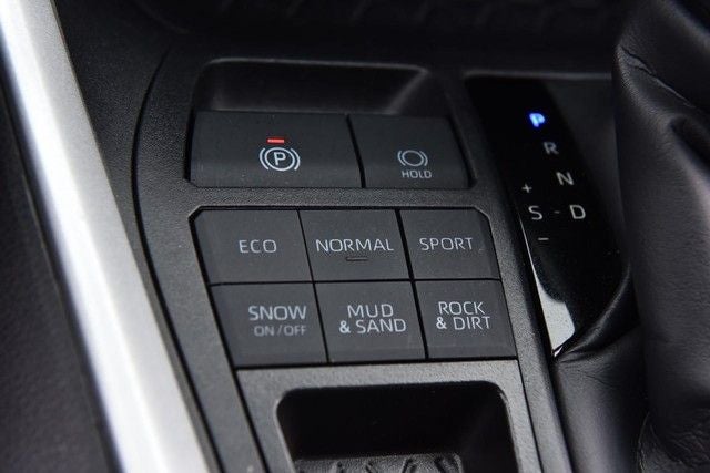 2025 Toyota RAV4 XLE AWD