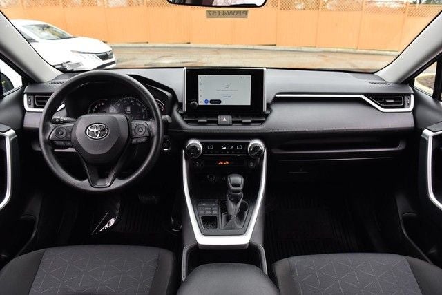 2025 Toyota RAV4 XLE AWD