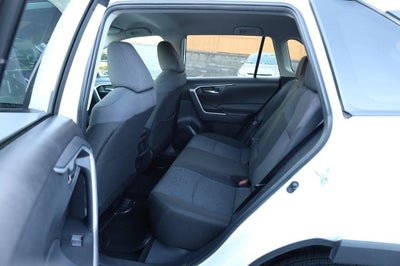 2025 Toyota RAV4 XLE AWD