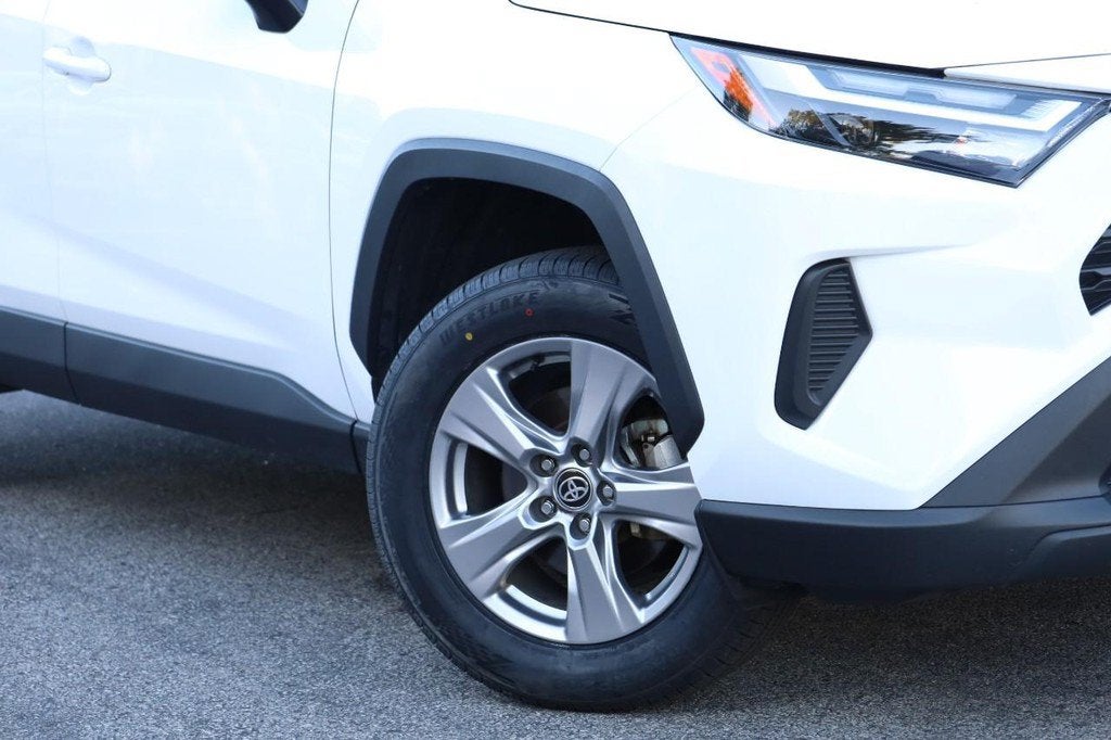 2025 Toyota RAV4 XLE AWD