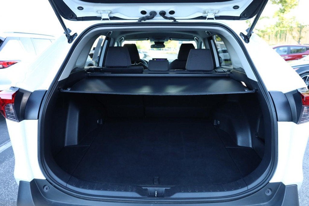 2025 Toyota RAV4 XLE AWD