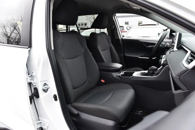 2025 Toyota RAV4 XLE AWD [MotorTrend Certified]