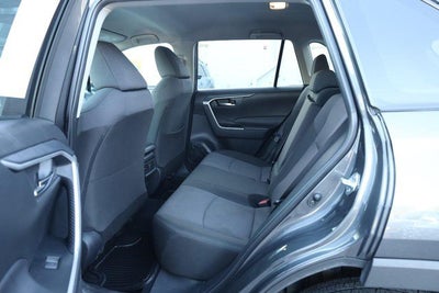 2025 Toyota RAV4 XLE AWD