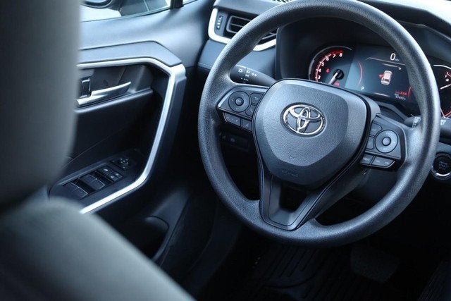 2025 Toyota RAV4 XLE AWD