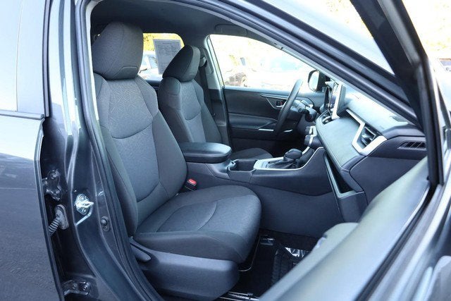 2025 Toyota RAV4 XLE AWD