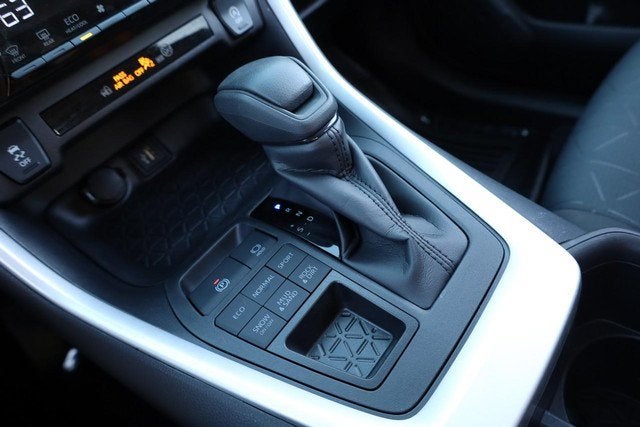 2025 Toyota RAV4 XLE AWD