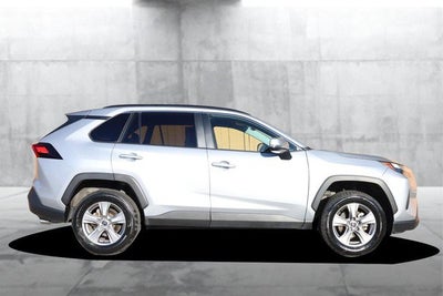 2025 Toyota RAV4 XLE AWD
