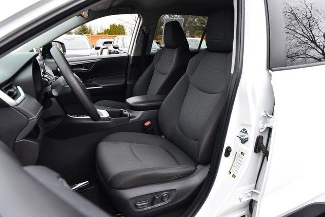 2025 Toyota RAV4 XLE AWD [MotorTrend Certified]