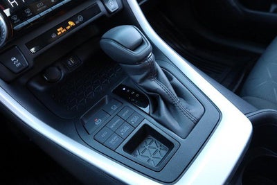 2025 Toyota RAV4 XLE AWD