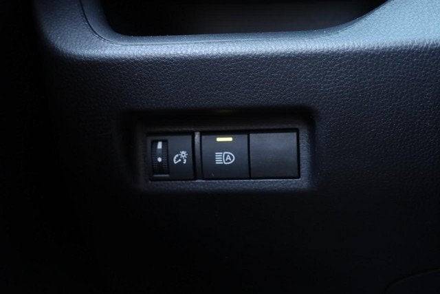 2025 Toyota RAV4 XLE AWD