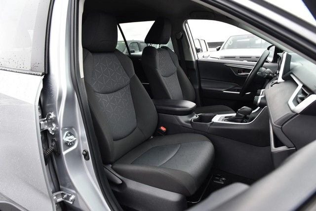 2025 Toyota RAV4 XLE AWD [MotorTrend Certified]