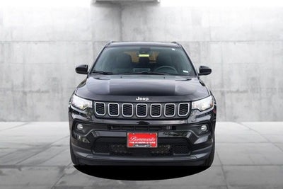 2025 Jeep Compass Latitude 4WD Sun & Sound / Convenience Group
