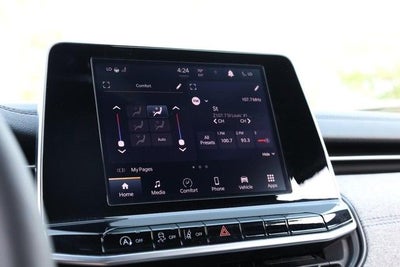 2025 Jeep Compass Latitude 4WD Sun & Sound / Convenience Group