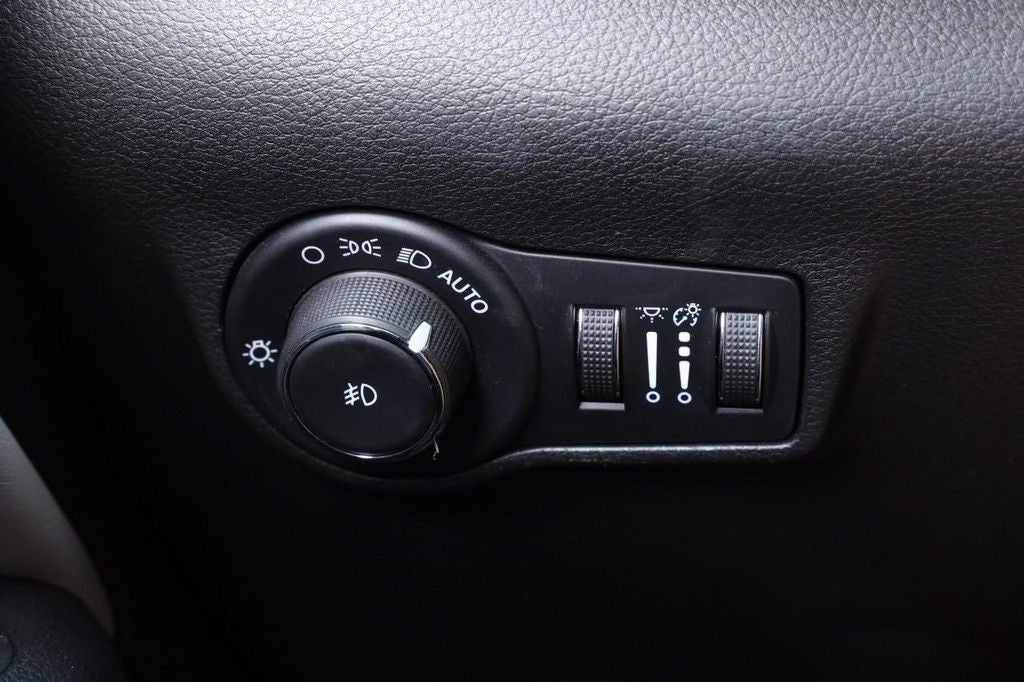 2025 Jeep Compass Limited 4WD [MotorTrend Certified]