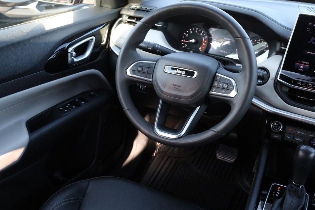 2025 Jeep Compass Limited 4WD [MotorTrend Certified]