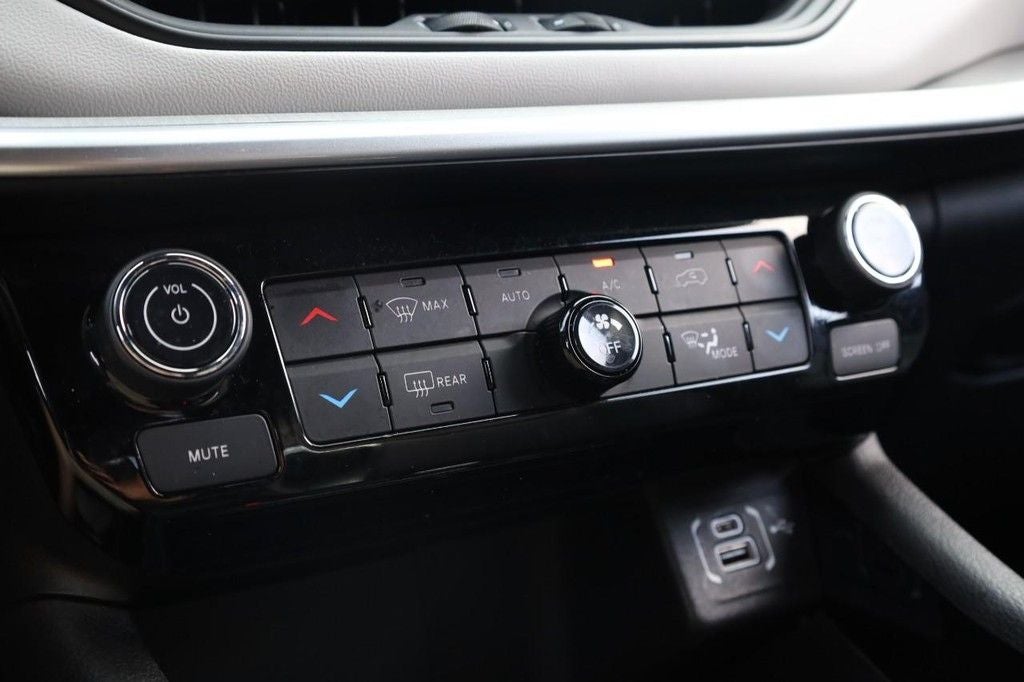 2025 Jeep Compass Limited 4WD [MotorTrend Certified]