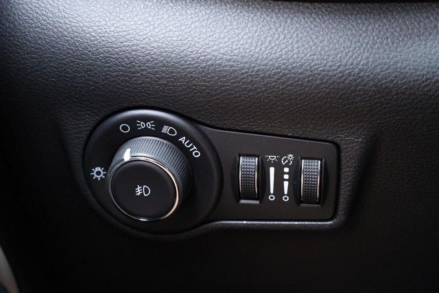 2025 Jeep Compass Limited 4WD [MotorTrend Certifed]