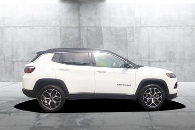 2025 Jeep Compass Limited 4WD [MotorTrend Certified]