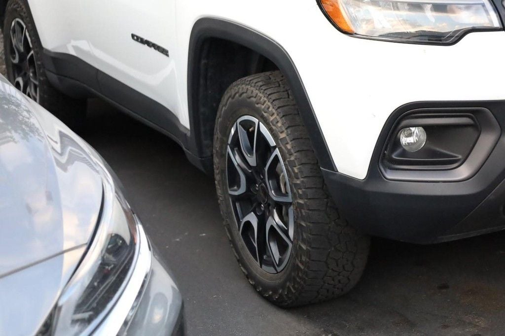 2025 Jeep Compass Trailhawk 4WD [MotorTrend Certified]