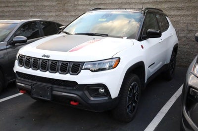 2025 Jeep Compass Trailhawk 4WD [MotorTrend Certified]
