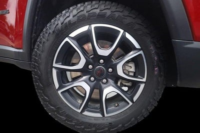 2025 Jeep Compass Trailhawk 4WD [MotorTrend Certified]