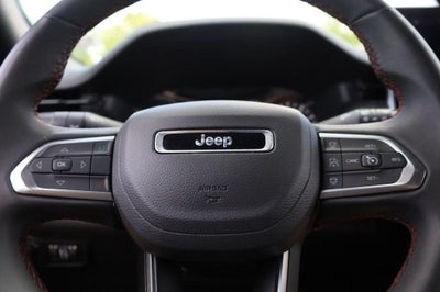 2025 Jeep Compass Trailhawk 4WD Trailer/ Tow Group [MotorTrend Certified]