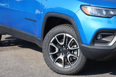 2025 Jeep Compass Trailhawk 4WD Trailer/ Tow Group [MotorTrend Certified]