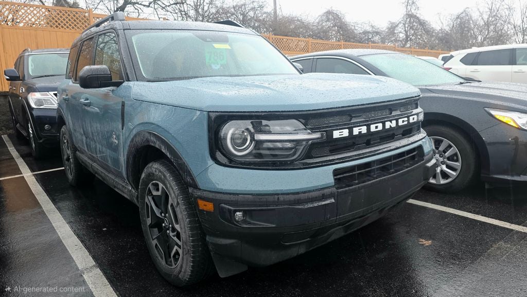 2023 Ford Bronco Sport Outer Banks 4WD Shadow Black Roof