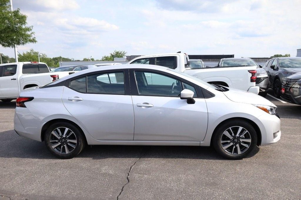 2025 Nissan Versa 1.6 SV