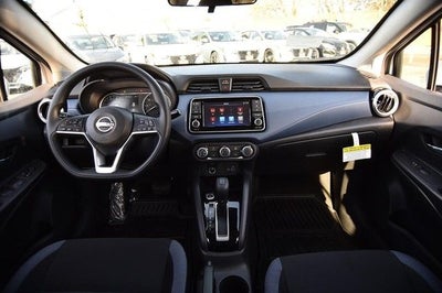 2025 Nissan Versa SV
