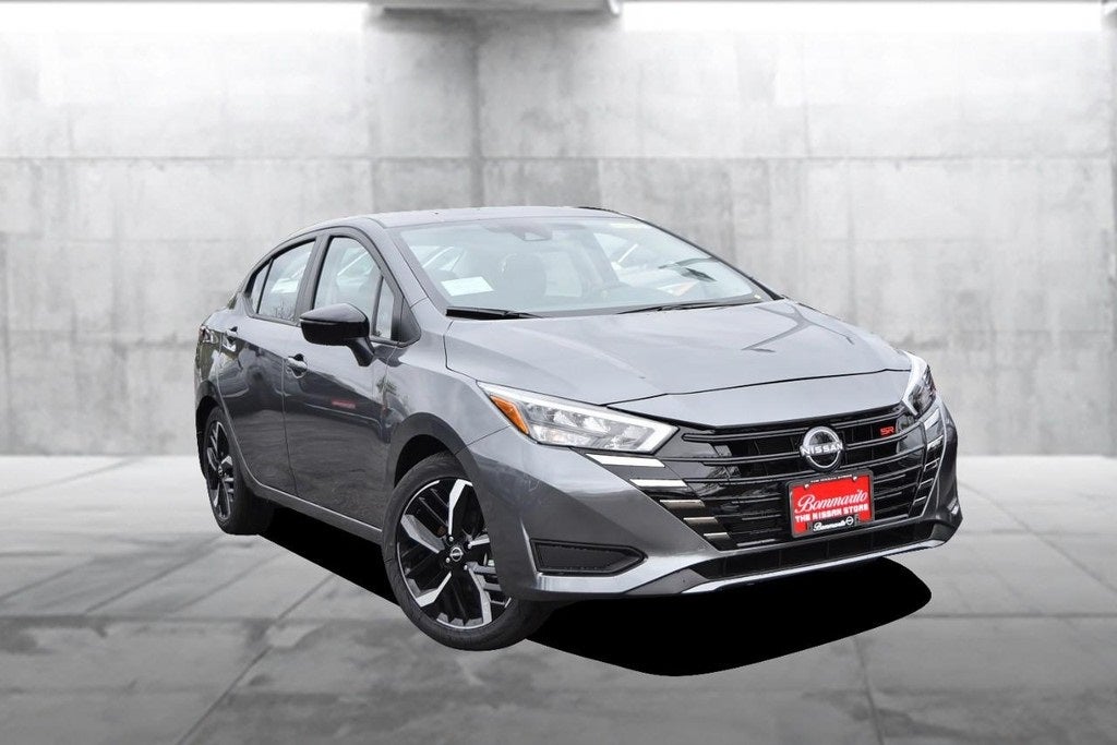 2025 Nissan Versa SR