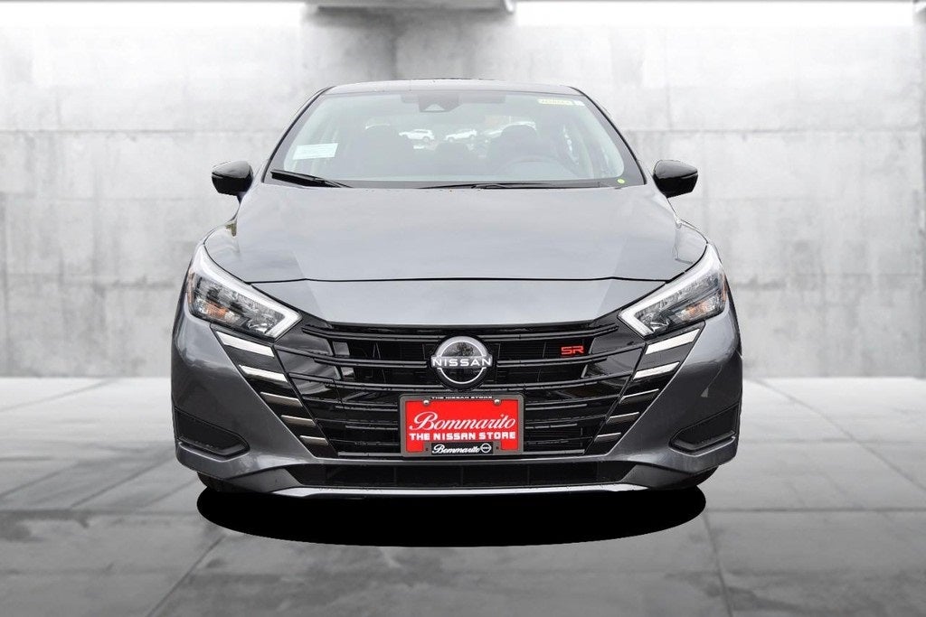 2025 Nissan Versa SR