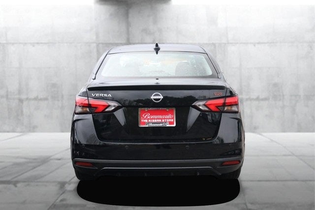 2025 Nissan Versa SR