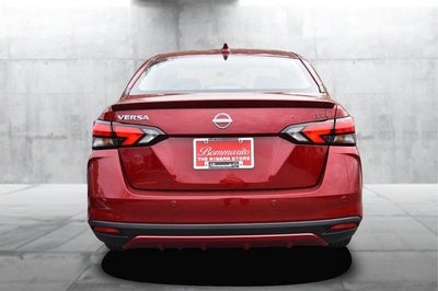 2025 Nissan Versa SR