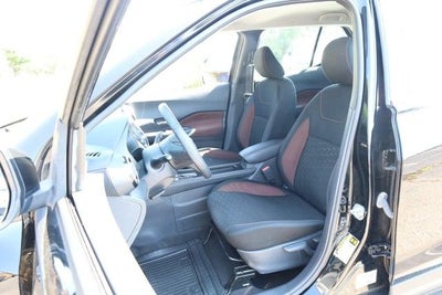 2022 Nissan Kicks SR