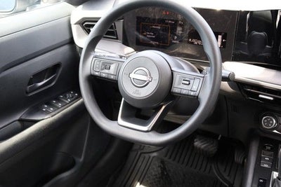 2025 Nissan Kicks S