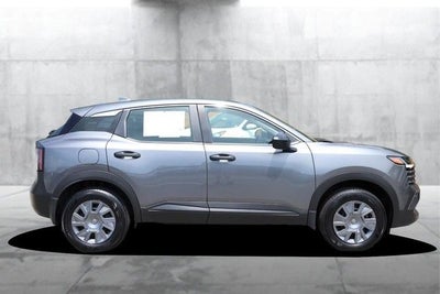 2025 Nissan Kicks S