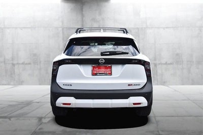 2025 Nissan Kicks SR