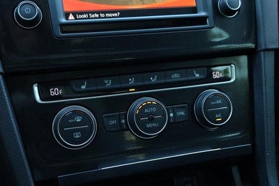 2017 Volkswagen Golf GTI Autobahn