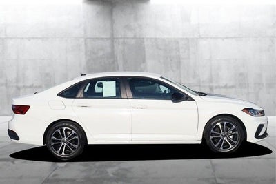 2025 Volkswagen Jetta 1.5T Sport [MotorTrend Certified]