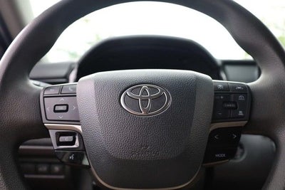 2025 Toyota Camry LE [MotorTrend Certified]