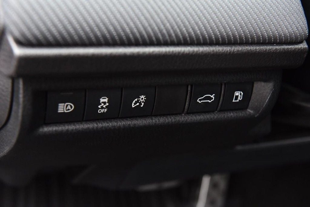 2025 Toyota Camry SE [MotorTrend Certified]