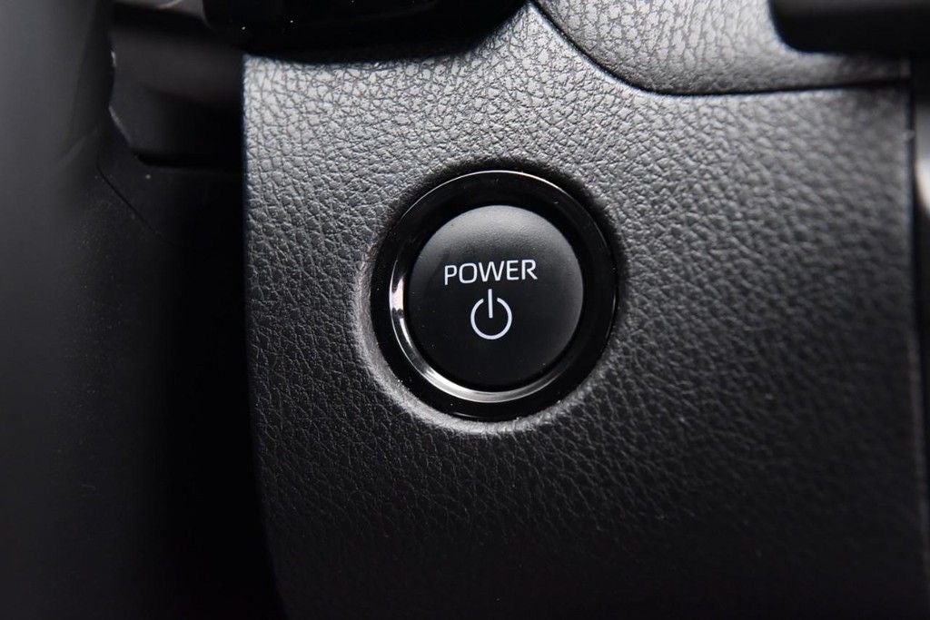 2025 Toyota Camry SE [MotorTrend Certified]