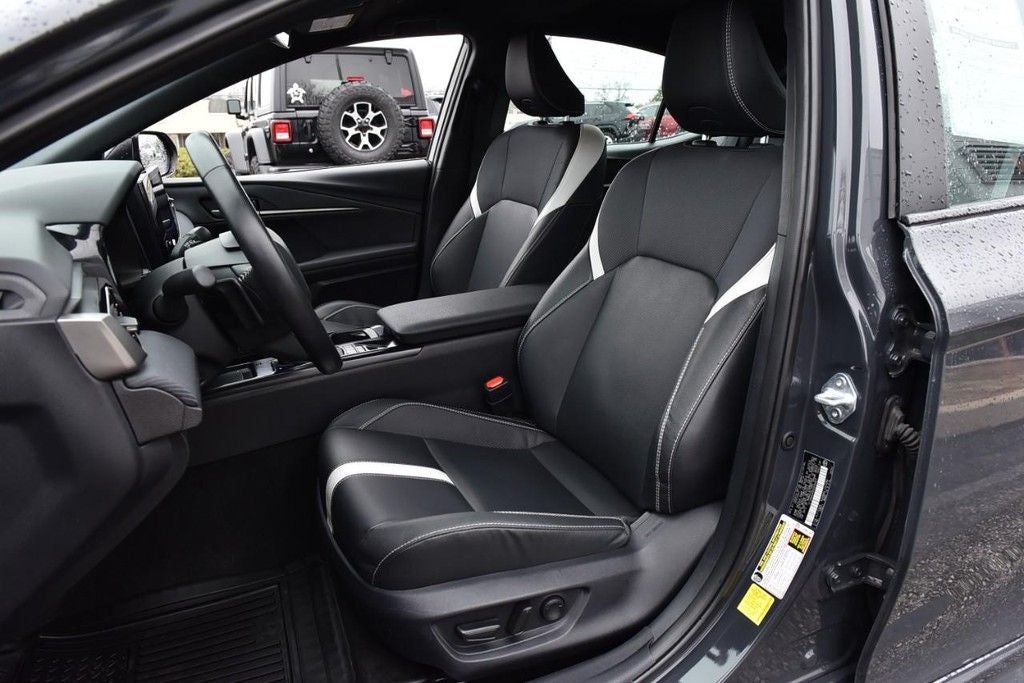 2025 Toyota Camry SE [MotorTrend Certified]