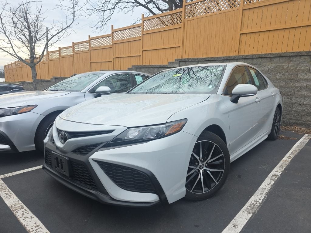 2024 Toyota Camry SE [MotorTrend Certified]