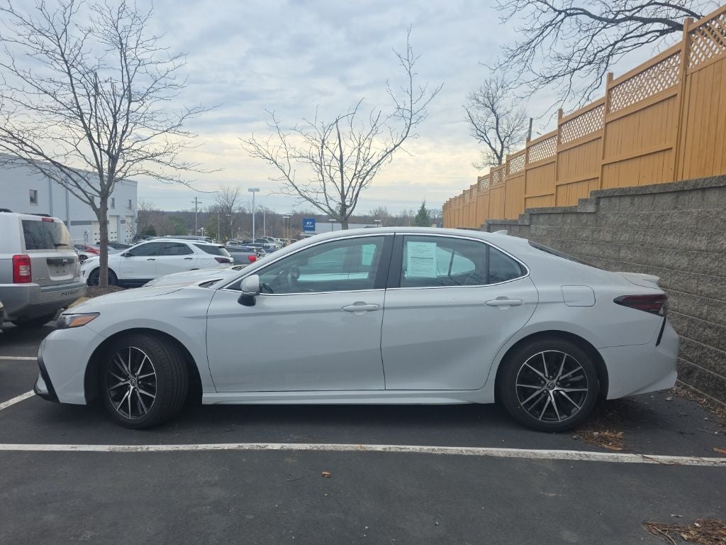 2024 Toyota Camry SE [MotorTrend Certified]