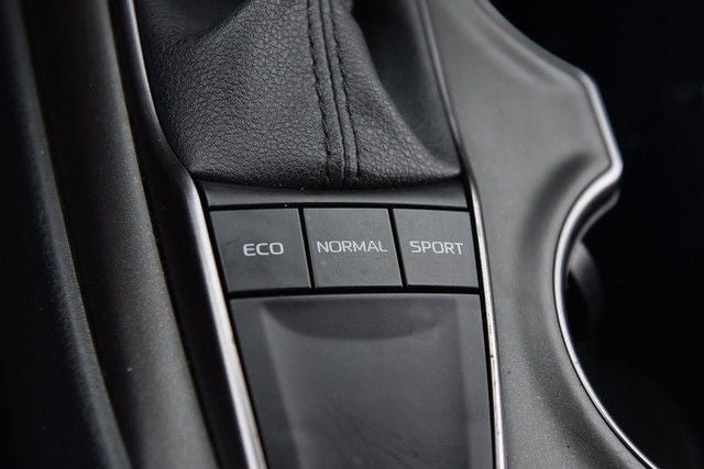 2024 Toyota Camry SE [MotorTrend Certified]