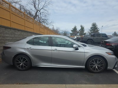 2024 Toyota Camry SE [MotorTrend Certified]