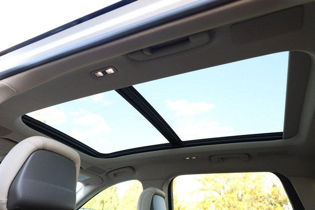 2025 Lincoln Nautilus Reserve AWD
